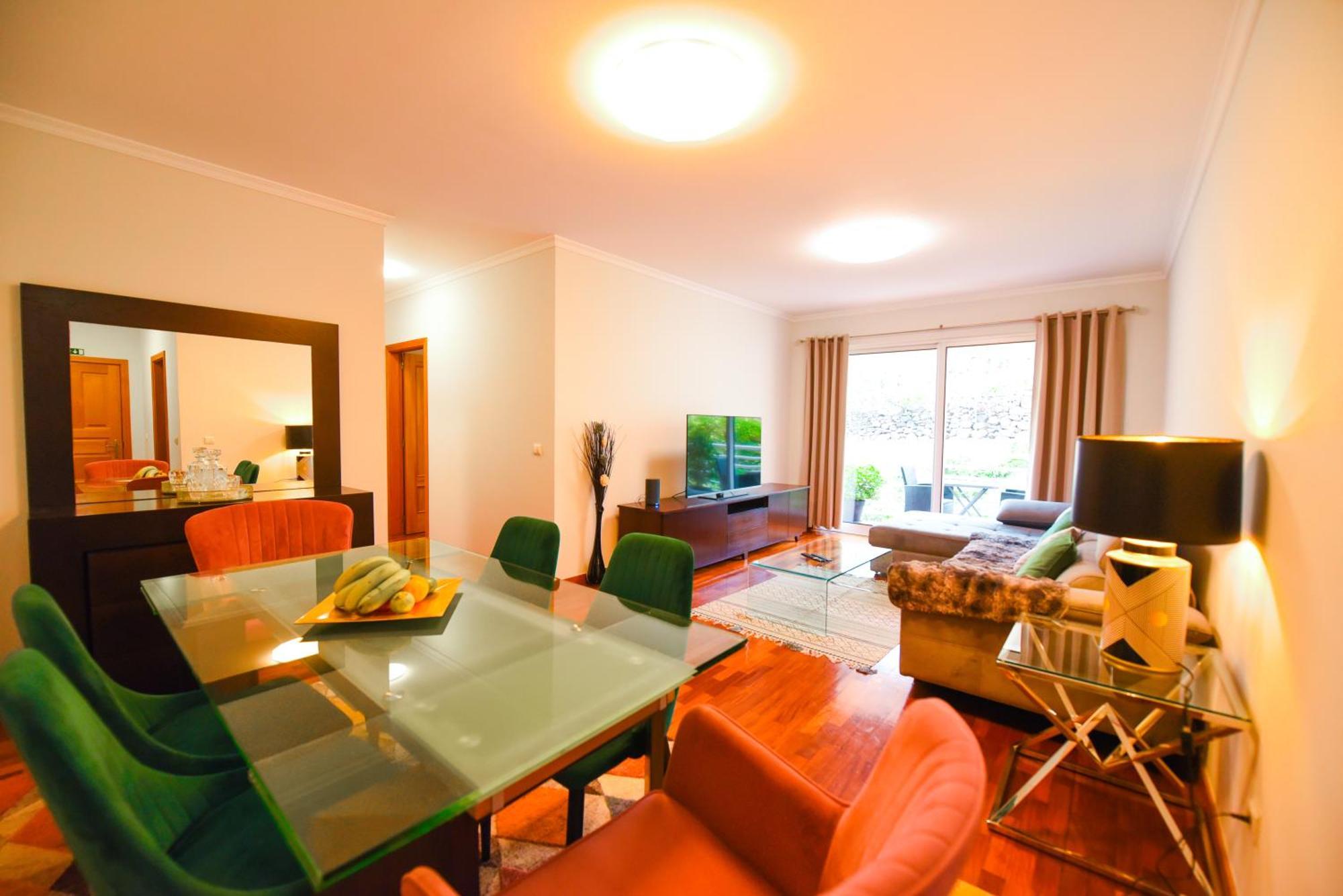 Tranquility Apartment Caniço Esterno foto